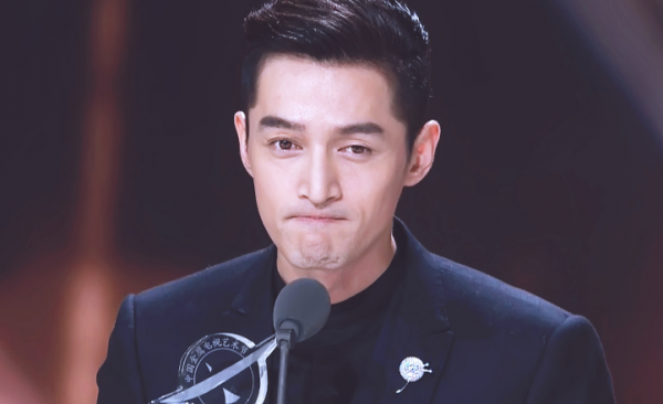 內疚的胡歌:女助理去世後,在廁所崩潰大哭,至今仍在懷念 內疚的胡歌:女助理去世後,在廁所崩潰大哭,至今仍在懷念