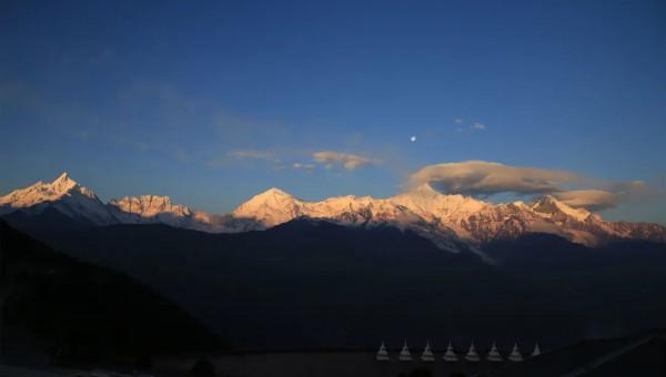 為什麼一定要去一次白馬雪山？
