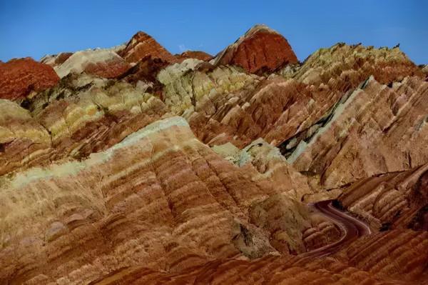 張掖七彩丹霞——華冠全球 張掖七彩丹霞——華冠全球