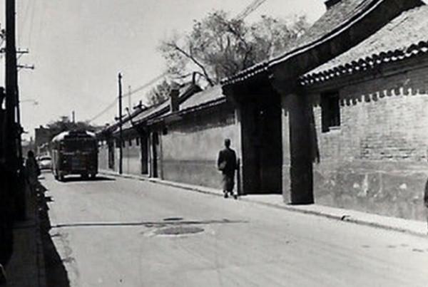 周總理去世後，賬戶仍有1.2萬英鎊存款，這些存款從何而來？