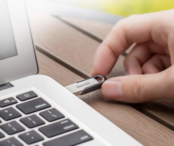 「手慢無」還能返E卡？閃迪64GB USB 3&period;0 隨身碟33&period;9元