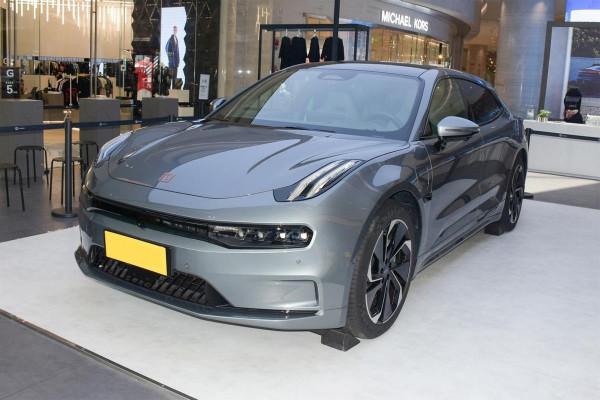 零百3.8秒，續航712km，28.1萬起，詳解自主高階電動車極氪001