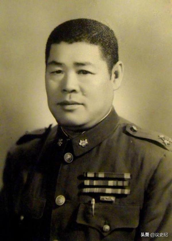 1938年臺兒莊戰役，蔣介石三次親臨戰場督戰，他都做了些什麼？