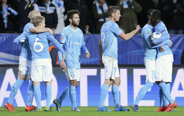 歐冠瘋狂一夜:2隊出線+2隊出局,巴薩衝上晉級區,C羅雙響救主 歐冠瘋狂一夜:2隊出線+2隊出局,巴薩衝上晉級區,C羅雙響救主