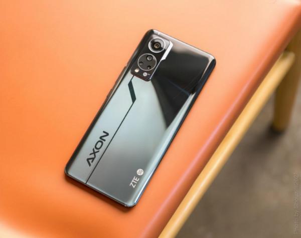 屏下攝像頭手機 小米MIX4和中興Axon30屏下版如何選? 屏下攝像頭手機 小米MIX4和中興Axon30屏下版如何選?