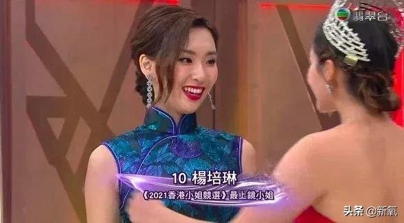 地包天也能拿冠軍?港姐被嘲一屆不如一屆真的不虧… 地包天也能拿冠軍?港姐被嘲一屆不如一屆真的不虧…