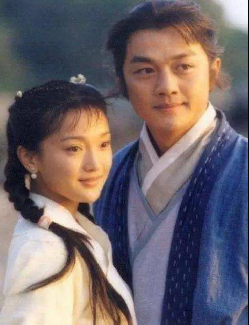 李亞鵬戴婚戒疑和女友婚訊將近!曾追周迅王菲,終於不做軟飯男? 李亞鵬戴婚戒疑和女友婚訊將近!曾追周迅王菲,終於不做軟飯男?