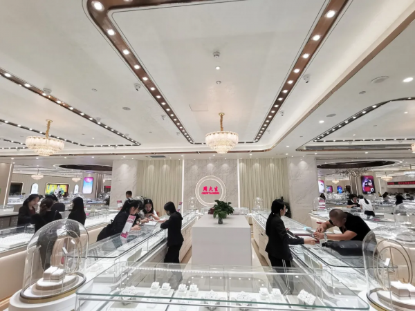 MM藝術塗料案例丨一件珠寶，一段時光，周大生總部旗艦店