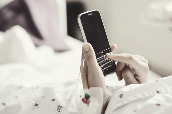 逆天奇案故事:作案之後,兇手在死者家中上網1個小時,動機不明 逆天奇案故事:作案之後,兇手在死者家中上網1個小時,動機不明