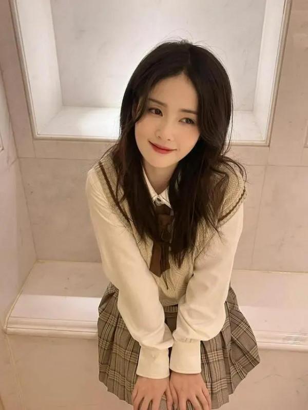 李沁和白鹿組圖