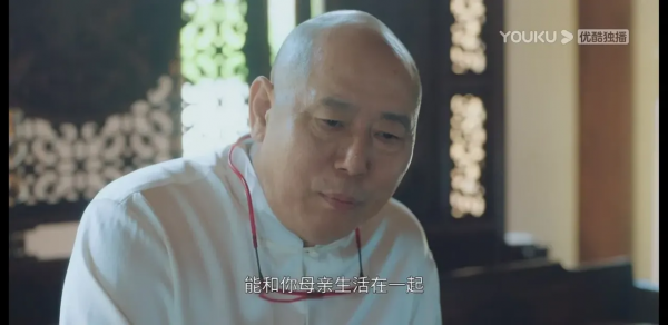 時尚宮鬥劇《盛裝》出爐，最不自然的就是她