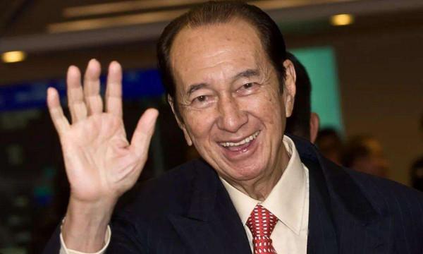 網紅離婚後為百億富豪生子，如今女兒都兩歲了，卻連婚禮都沒舉辦