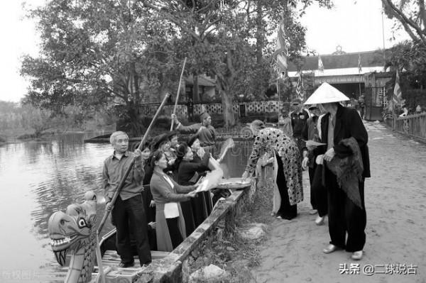 河南西峽老民謠：張三吃了李四飽，撐得王五夯夯哭