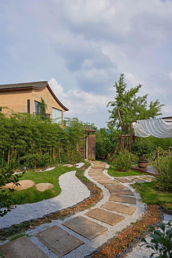 700年神秘古村落意外走紅！霧海竹林萬畝，24h鮮氧環繞，宛若仙境