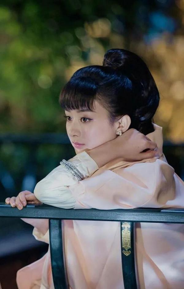 趙麗穎民國造型，真真是大家閨秀，溫婉大方，古靈精怪