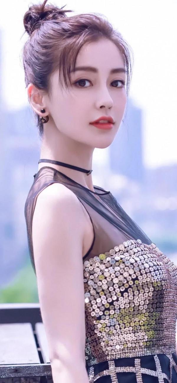 王麗坤、王曉晨、楊穎