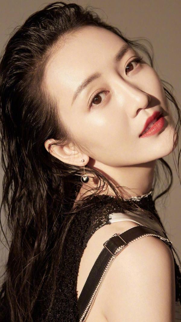 明星御姐女神王鷗，透過綜藝翻紅，這美得有點驚心動魄了