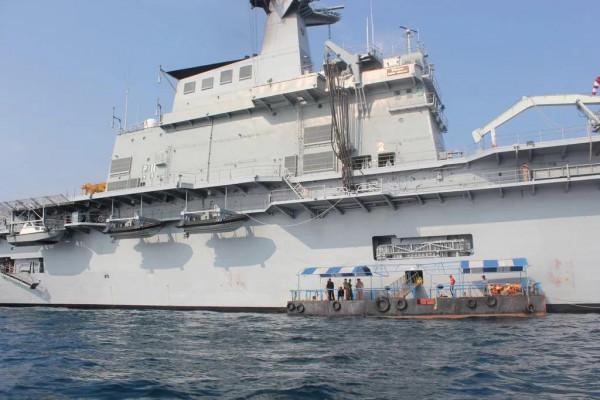 &OpenCurlyDoubleQuote;差克里&CenterDot;納呂貝特&rdquo;號航空母艦圖集（70圖）