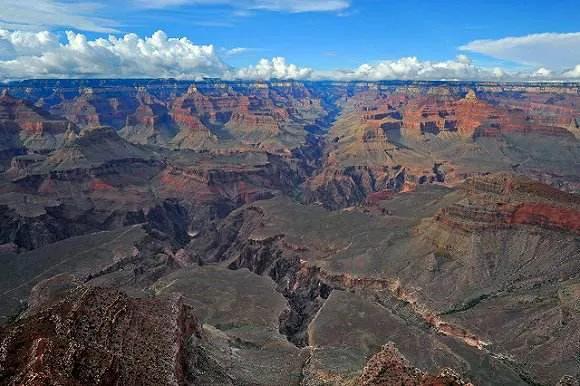 世界十大絕美峽谷排名！有點驚魂動魄