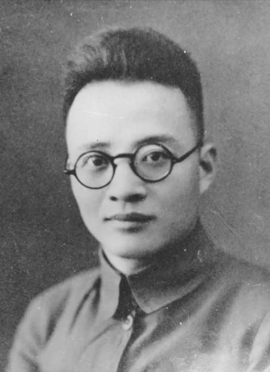 1935年的遵義會議，關鍵一票改變中國命運，是誰投給了毛主席？