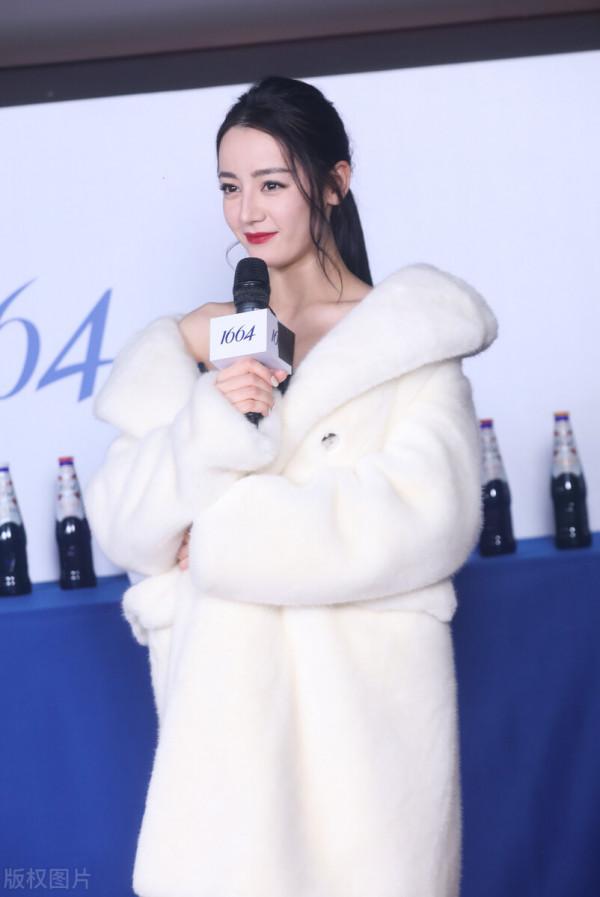 迪麗熱巴寫真集4