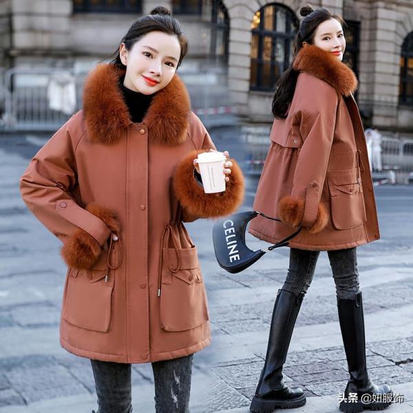 冬日“大毛領派克服棉衣”穿搭,端莊優雅又時髦,穿上洋氣極了 冬日“大毛領派克服棉衣”穿搭,端莊優雅又時髦,穿上洋氣極了