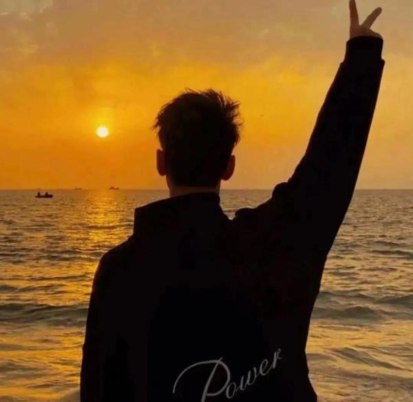 高階局甜膩王者情侶網名