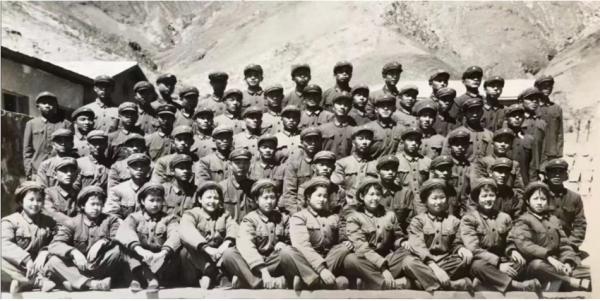 戰友會,他們用明碼電報發出:“戰友,我想你了!” 戰友會,他們用明碼電報發出:“戰友,我想你了!”