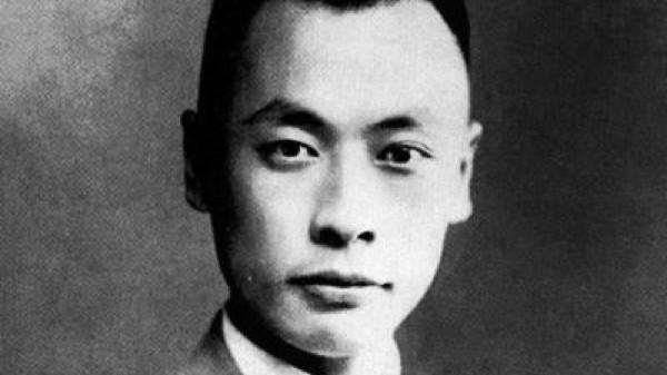 陳毅幼子陳小魯，娶了粟裕的女兒，46歲時轉業下海經商