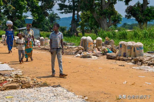 世界上最窮的10個國家，全在非洲，人均不足1美元的日子怎麼過？