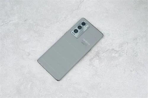 手機界的八大王者品牌，華為、小米、蘋果全都有