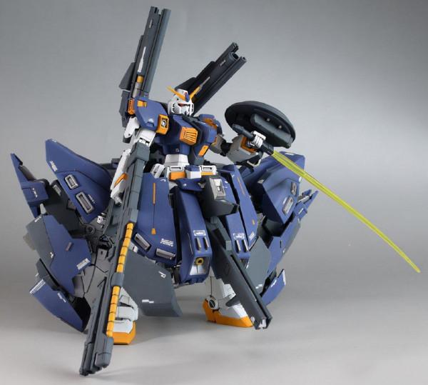 強化裝備高達6號機泥岩模型