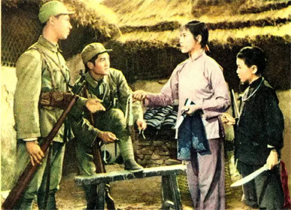 《柳堡的故事》幕後：因為愛情戲差點被斃，男主角晚年淒涼離世