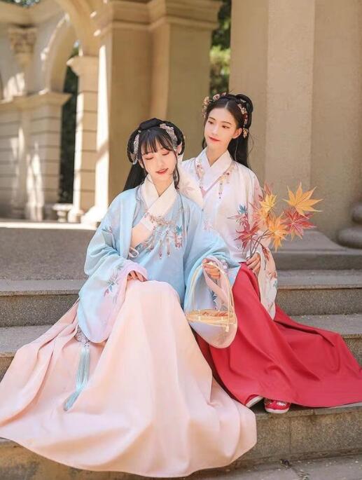 00後女生的穿衣法則,5款";甜美粉";搭配出爆棚的少女感 00後女生的穿衣法則,5款";甜美粉";搭配出爆棚的少女感