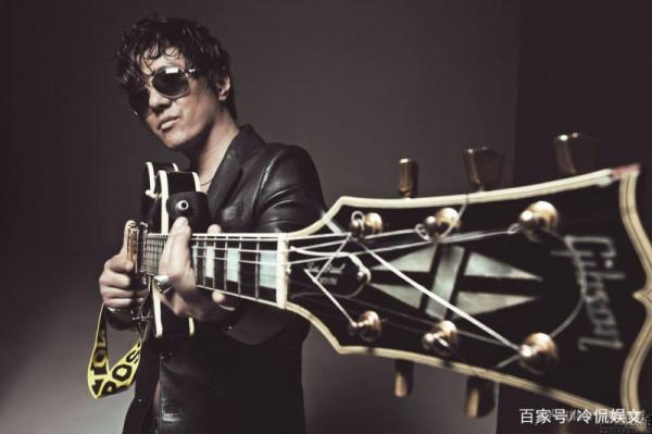 水木年華登臺演出,卻被23歲評委嘲諷,應了張學友當年說的什麼? 水木年華登臺演出,卻被23歲評委嘲諷,應了張學友當年說的什麼?