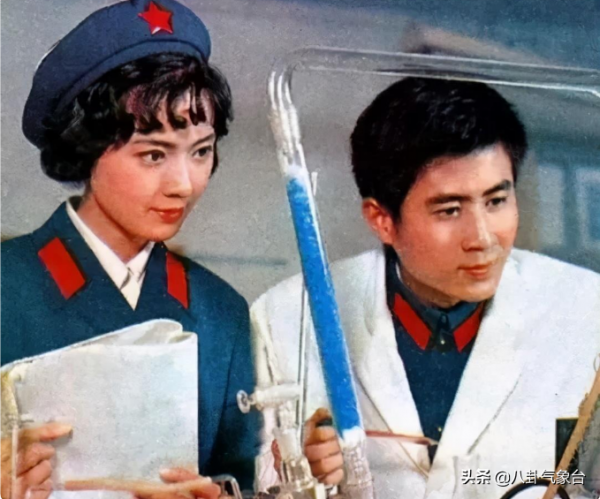 歌唱家王靜的三段情，與聶衛平的婚姻被人詬病，為兒子60歲不再嫁