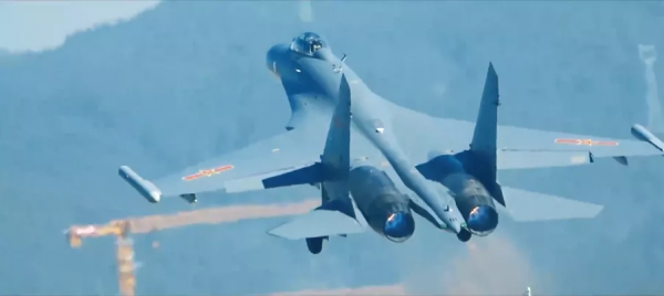 東部戰區一線部隊苦練精飛!早期三代機寶刀不老,向他們致敬 東部戰區一線部隊苦練精飛!早期三代機寶刀不老,向他們致敬