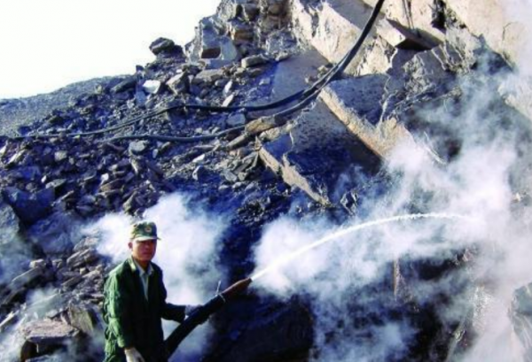 新疆大火持續燃燒129年，每年燒掉1&period;7億，如今撲滅成著名旅遊景點