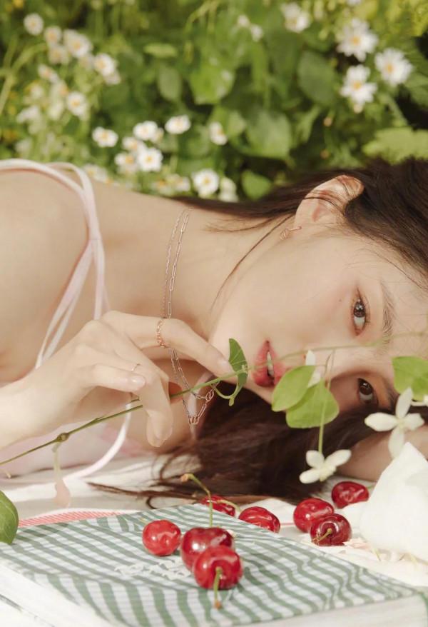 韓素希姐姐明明也很適合少女風啊 韓素希姐姐明明也很適合少女風啊