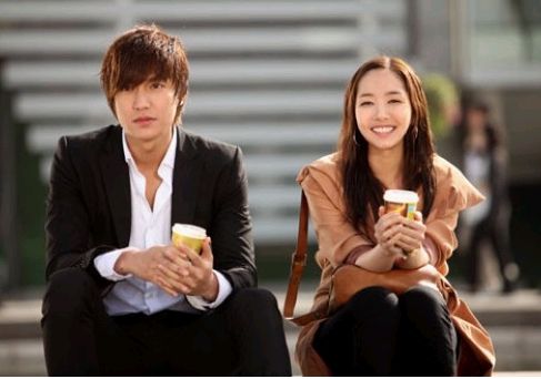 樸敏英:韓國勇於承認整容第一人,因與李敏鎬談戀愛被迫退圈2年 樸敏英:韓國勇於承認整容第一人,因與李敏鎬談戀愛被迫退圈2年