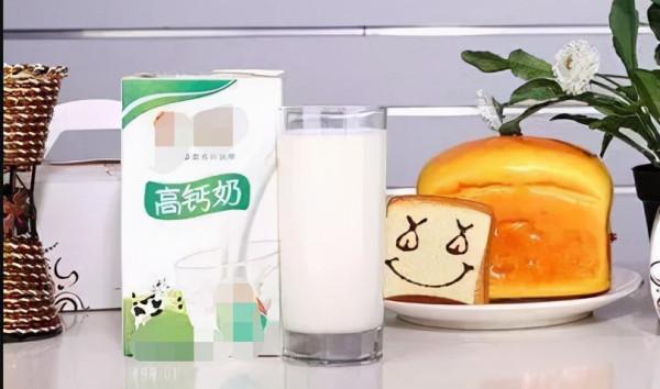 高脂肪和高碳水，哪個更可怕？醫生教你科學減肥