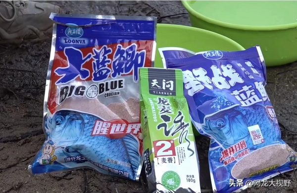 釣魚：中國10位垂釣大師的餌料配方！主攻冬季鯉魚，有你用過的沒