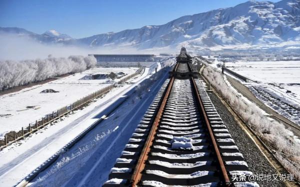 川藏鐵路：雅林段線路有兩條方案，為何卻選擇北線易滑坡方案？