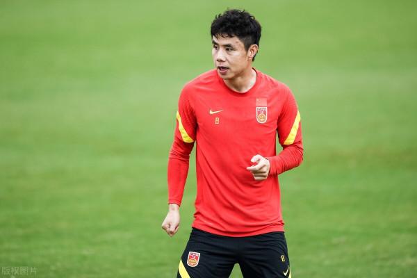 李鐵要被換?一些球員離開是因為對國家隊失望?這些訊息為什麼假 李鐵要被換?一些球員離開是因為對國家隊失望?這些訊息為什麼假