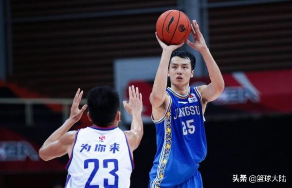 場均僅3.7分！中國男籃名宿之子失去李楠信任，還能兌現天賦嗎？