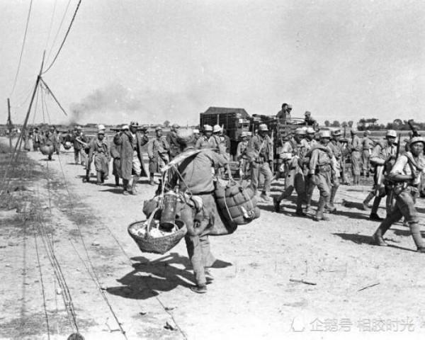 鄭洞國問許世友:我親眼見你揮刀殺入師部,為何突然撤了 鄭洞國問許世友:我親眼見你揮刀殺入師部,為何突然撤了