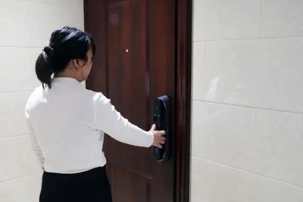 為什麼裝了機械鎖的家庭,都建議安裝智慧鎖?說說我的使用感受 為什麼裝了機械鎖的家庭,都建議安裝智慧鎖?說說我的使用感受