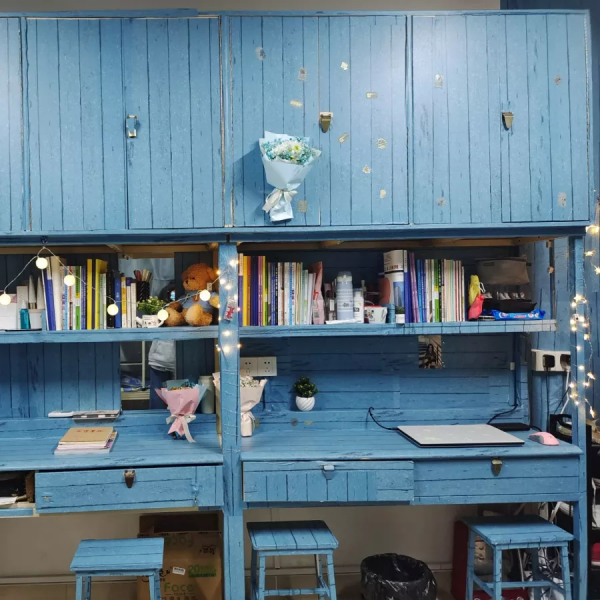 快來看看西希的寢室有多美