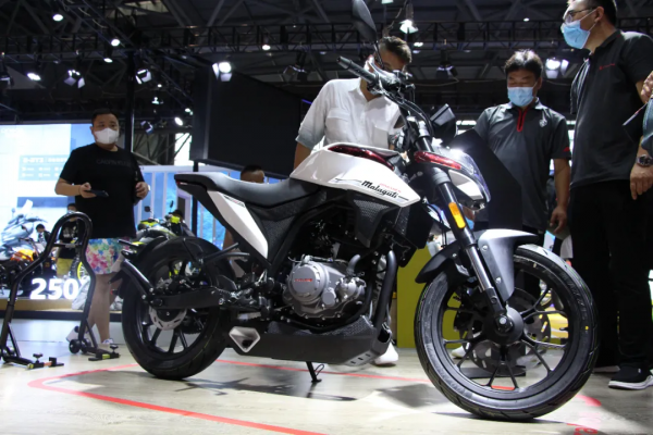 前衛科幻的公升級運動巡航RA9、RX850、RE5等賽科龍摩博會下餃子 前衛科幻的公升級運動巡航RA9、RX850、RE5等賽科龍摩博會下餃子