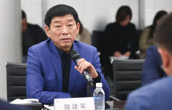 特斯拉市值破萬億美元 特斯拉市值破萬億美元